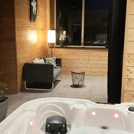 Familial En Pleine Nature Apartament Alleyrac